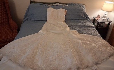 Demetrios New Wedding Gown White /Ivory Sz 12 Strapless Sweetheart Beaded Floral