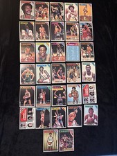 1975-76 Topps Hockey Cards 18