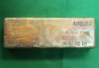 100.20 ounces .999 fine silver bar World Wide Coin Investments Ltd