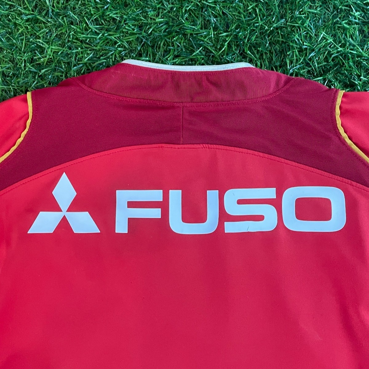 Urawa Red Diamonds 2004 Official Jersey Shirt Kit – Size L – J