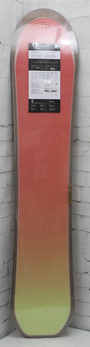 Burton Family Tree Gril Master Camber Snowboard 150 cm New Burton Family Tree Gril Master Camber Snowboard 150 cm New