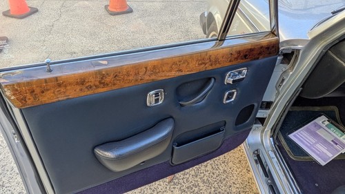 1980 6.75 V8 Rolls Royce Silver Shadow 2 - Georgian Silver - Picture 12 of 20