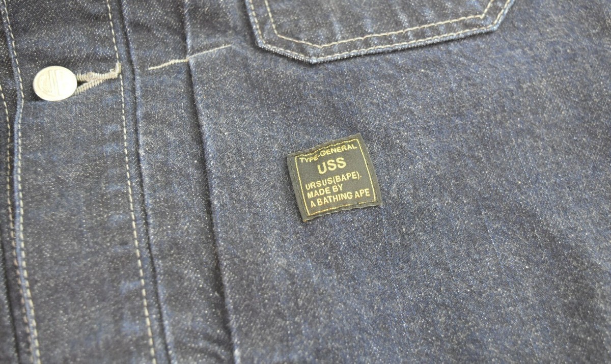 a bathing ape Ursus Bapeデニムジャケット A BATHING APE Ursus Bape Blue Denim Jacket - Size L, Quality