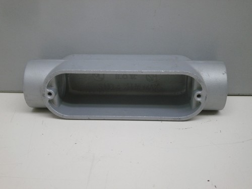 Appleton C100-A 1" Aluminum Form 85 Unilet Condulet Conduit Outlet Body Threaded