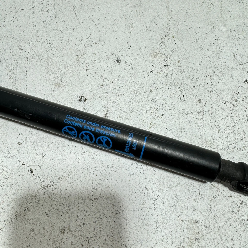 Chevrolet Sonic 2013-2020 puerta levadiza trasera derecha del lado del pasajero puntal del maletero OEM Foto 4 de 4