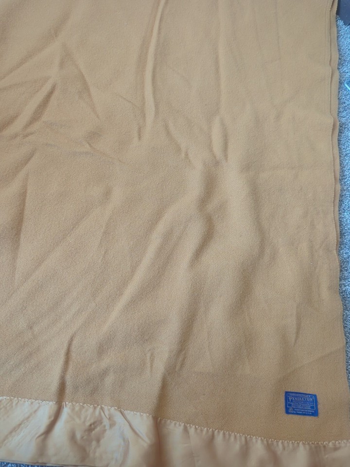 Vintage Pendleton Wool Blanket Satin Edge Pumpkin Orange 90"x72" Darker