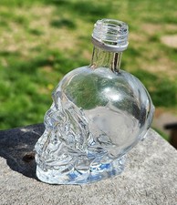3.5" CRYSTAL HEAD VODKA SKULL MINI BOTTLE CLEAR DESIGNED DECORATIVE COLLECTIBLE