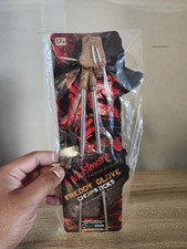Lootcrate Exclusive A Nightmare On Elm Street Freddy Krueger Glove Chopsticks