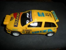 SCX  Seat Ibiza Con Faros 60130 Scalextric compatible
