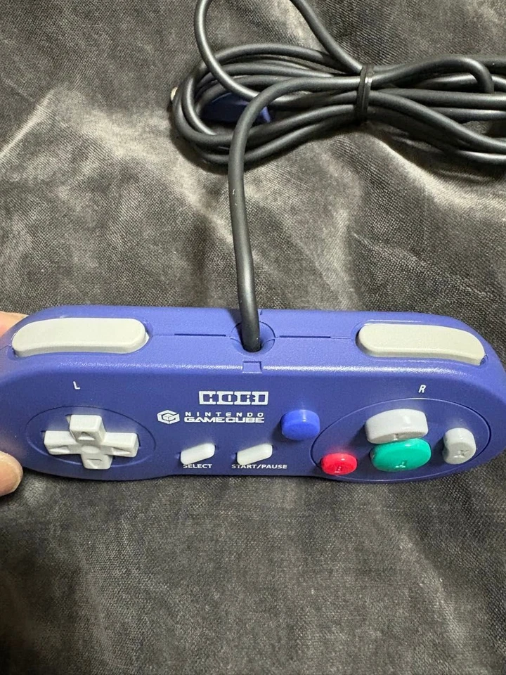 Hori Nintendo Gamecube Digital Controller Pad Violet - Image 3 of 4