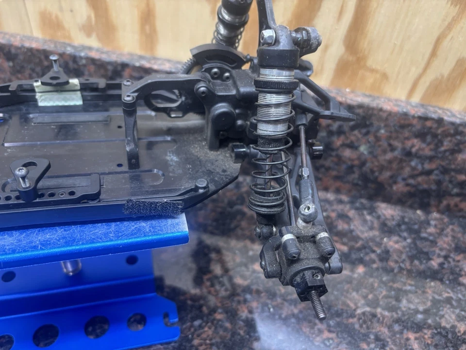 Buggy Xray XB2 2x2 1/10 Foto 4 de 4