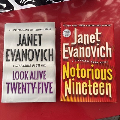 Janet Evanovich lot 2 1st Ed Hardcover Notorious Nineteen Look Alive Twenty Five