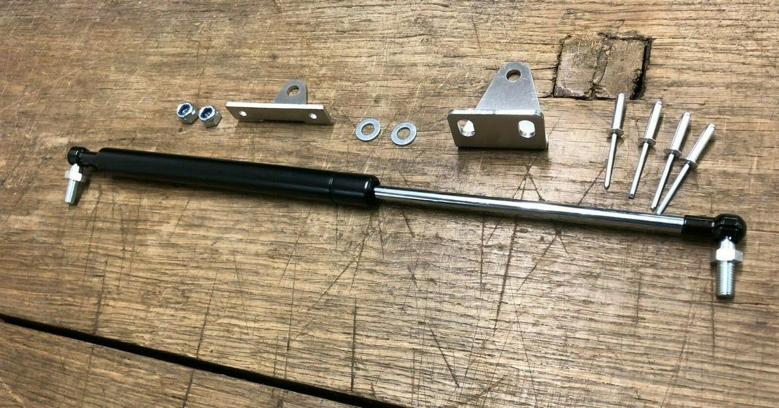 Rear Door Gas Stay Strut Kit To Fit Land Rover Defender LR016708 90