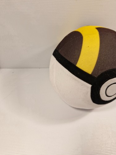 Ultra Ball Pokemon Cuddly Soft Toy Plush 18cm - Picture 4 of 10