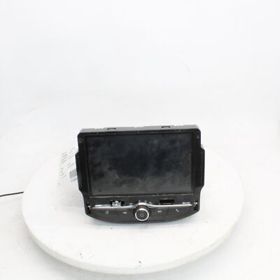 2018 Chevrolet Cruze 7.0'' Screen Receiver Part Number - 638-10036 ( Used )