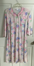 Shadowline Vintage Womens Small Pink Floral Button Front House Dress Robe