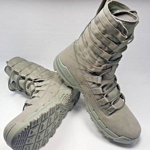 botas nike verde militar