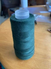 Beachwood Ltd Dark Green Thread Large Spool Preowned Sewing Serder