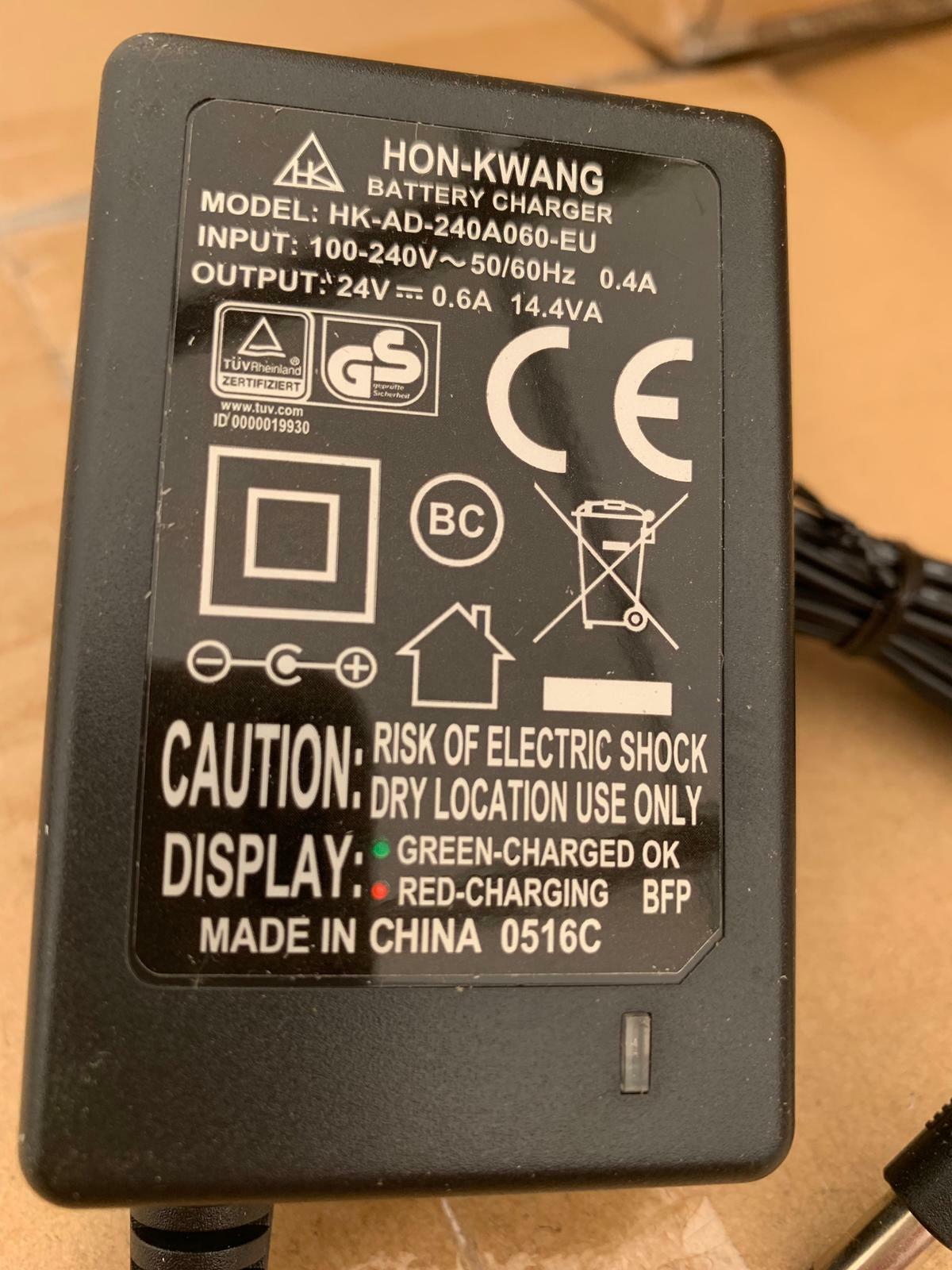 Ladegerät für JDBug 112er, 24 Volt, Ladekabel, Model HK AD Ladegerät für JDBug 112er, 24 Volt, Ladekabel, Model HK AD