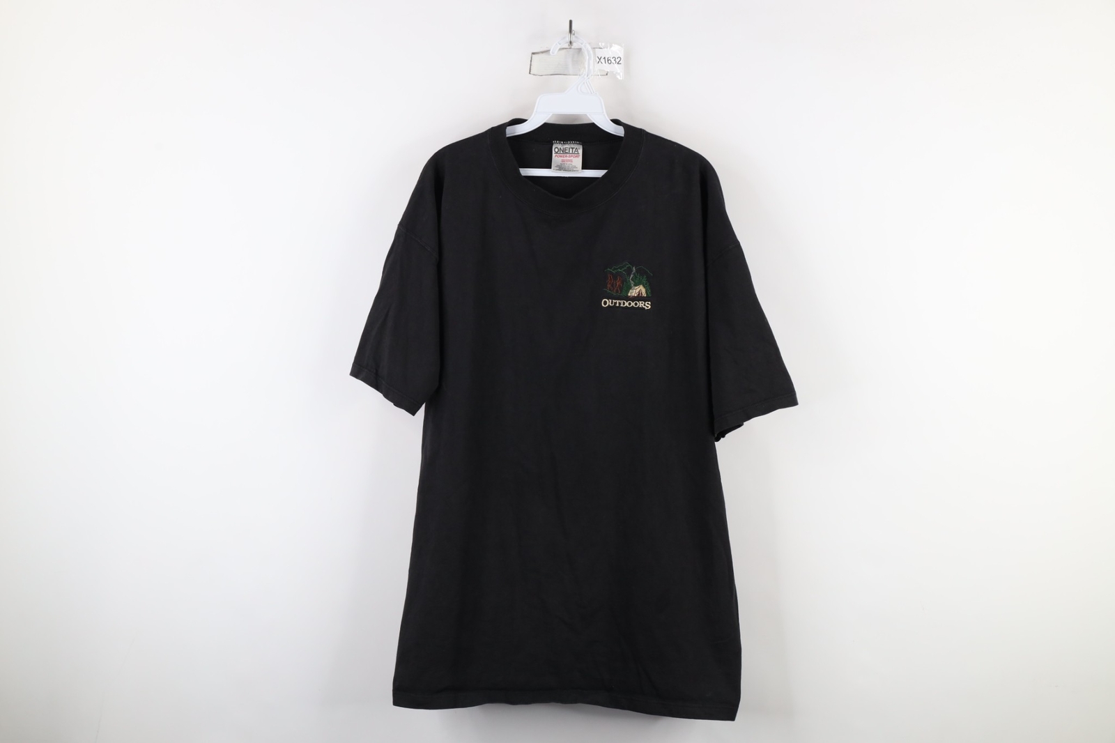 Vintage 90s Streetwear Mens XL Faded Spell Out Outdoors T Shirt Black Cotton USA