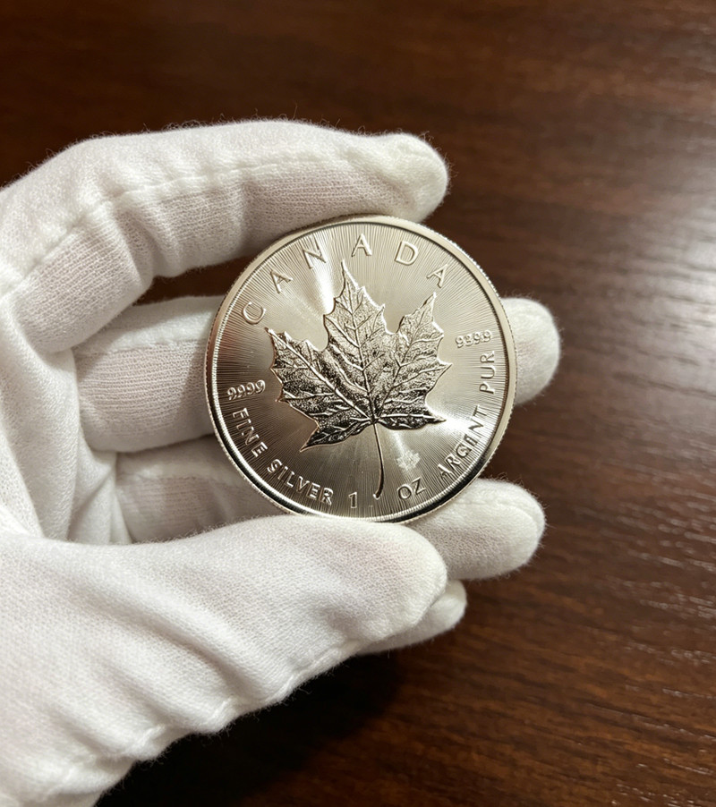 🍁 2023 1 oz Canadian Maple Leaf Brilliant Uncirculated (BU) C-0*in (US)(.999)