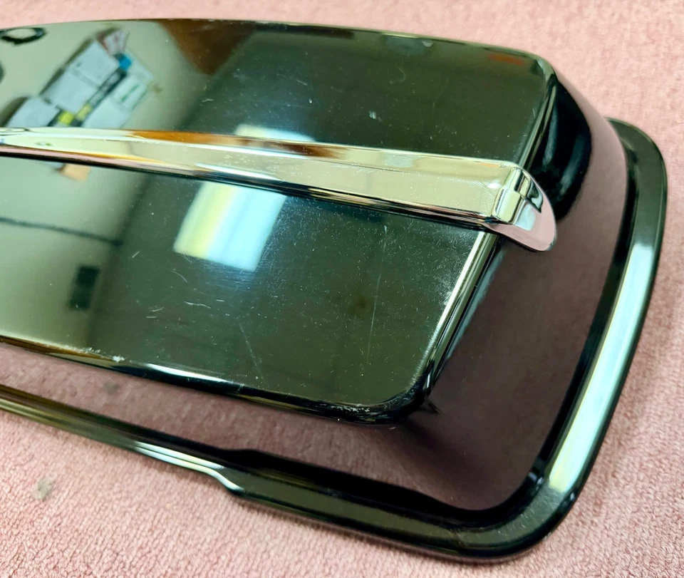 Harley-Davidson 79104-03A/79105-03A Saddlebag Lids Vivid Black #(18) - Image 3 of 4