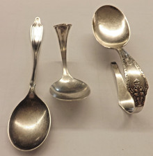 44,7 grammi di cucchiaini per bambini in argento sterling - rottami o meno - decidi tu