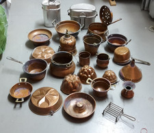 oggetti antichi in rame e ferro