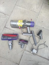 Dyson Cyclone V10 Cordless Stick Handheld Vacuum Hoover Working