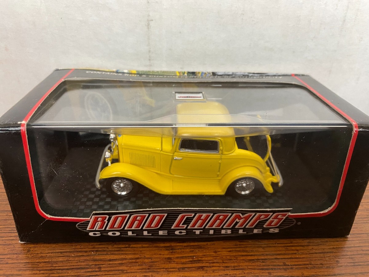 1932 Ford Coupe Coca-Cola Diecast Model - 1:43 Scale Collectible Fountain Service Vehicle