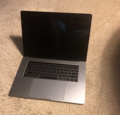 Apple MacBook Pro 15.4'' Late 2016 i7-2.9Ghz 16GB 512GB SSD Radeon Pro 450 A1707
