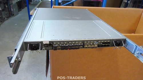 HP StorageWorks AG756A 32-Port 4/32 SAN 2x PSU Network Switch INCL 25X SFP'S - 第 1/3 張圖片