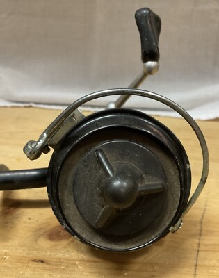 Vintage 1960s Garcia Mitchell 304 Spinning Fishing Reel (made in