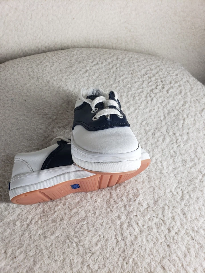 Keds School Days II Girls Oxfords 9.5 White Navy Leather Lace Up Comfort Shoes - Image 4 of 4