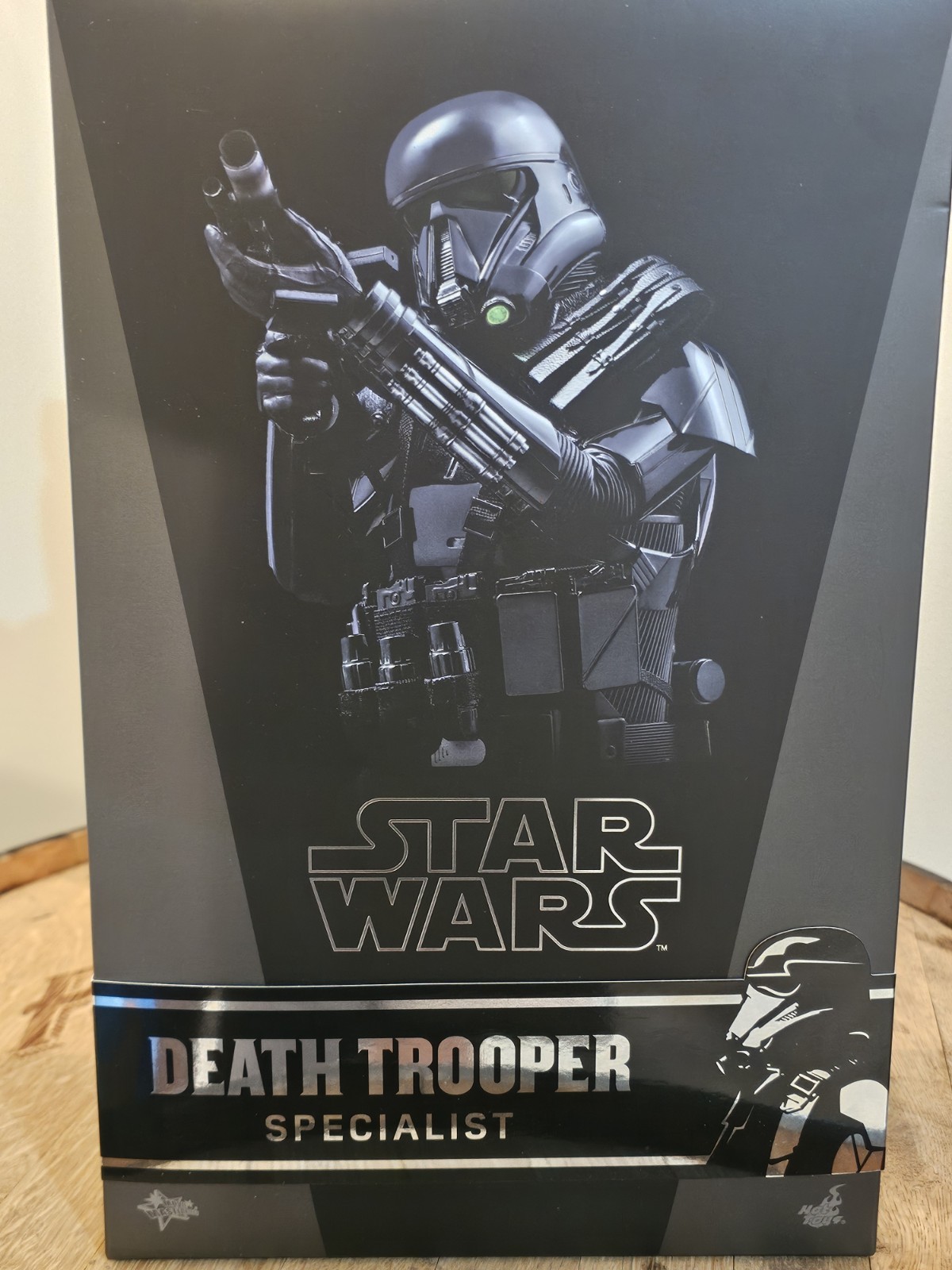 STAR WARS "ROUGE ONE"  DEATH TROOPER SPECIALIST FIGURINE 1:6