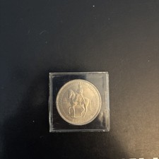 RARE 1953 UK Queen Elizabeth II Coronation Crown Commemorative 5 Shilling Coin M
