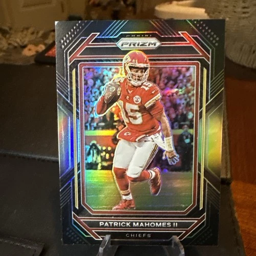 2022 Panini Chronicles - Prizm Black Patrick Mahomes II #PB-3 Silver