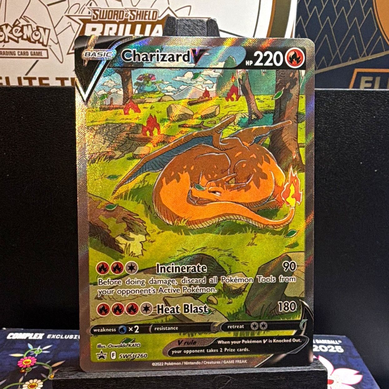 The Pokémon Company Charizard V SWSH260 Sword & Shield Promo Holo 220 HP ENG