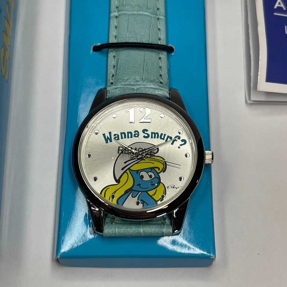 Reloj analógico vintage AVON Pitufina correa de cocodrilo azul nuevo en caja años 80 Foto 2 de 4