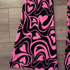 No Boundaries Black w/ Pink Hearts Knit Flare Pants Juniors Women Small 2-4 EUC