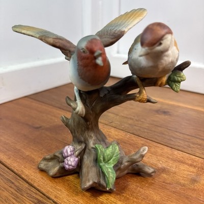 ALFRO Bird figure Tree Sparrows on Branch w/ Berries 5'' x 5''