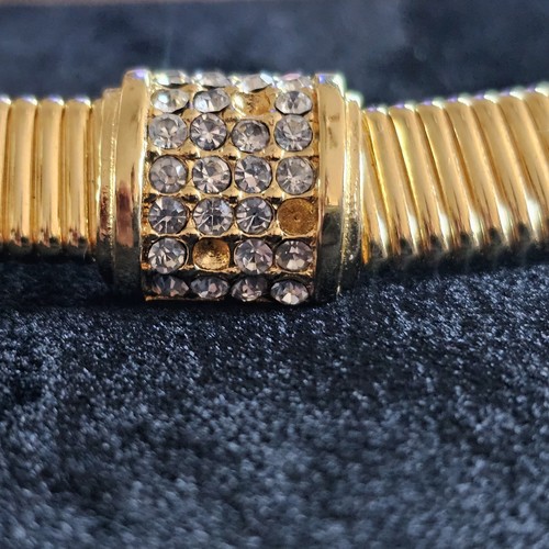 Christian Dior Goldtone Choker Necklace With Earrings Comes W/ Box Tags Estate - Picture 18 of 20