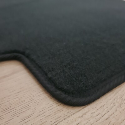 Black Velour Car Floor Mats For Ford Explorer – Waterproof 4-Piece Set With Fixing Clips