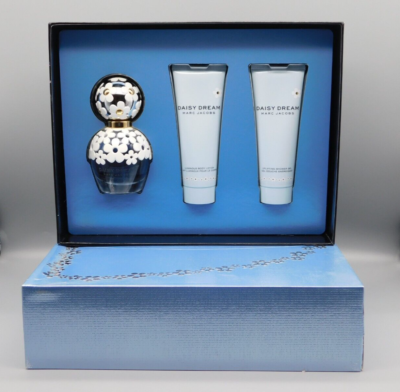Marc Jacobs Daisy Dream 3 Piece Gift Set Eau de Toilette Spray 1.7