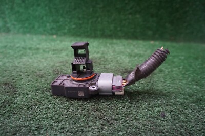 2010 2011 2012 CHEVROLET SUBURBAN AIR FLOW METER OEM 10393948