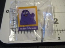 MCDONALDS Team Grimace PIN badge button lapel fast food burger big mac J