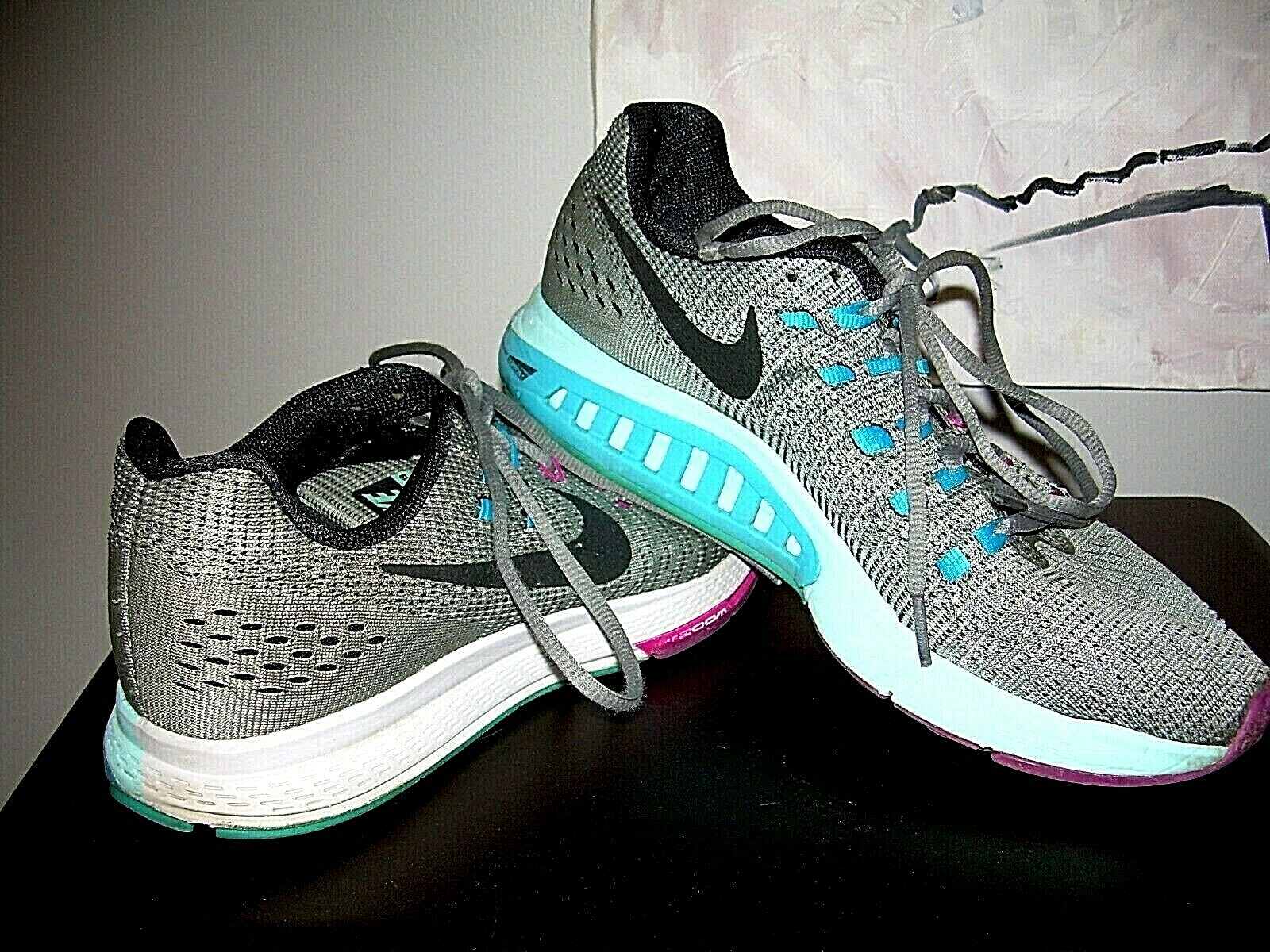 nike air lightweight performance