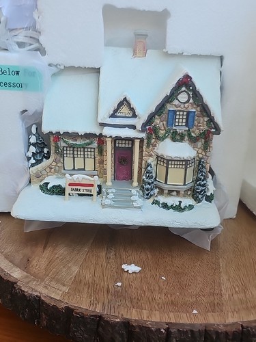BRADFOR EXCHANGE Christmas Hawthorne FABRIC STORE of the Memories Village - Picture 4 of 21
