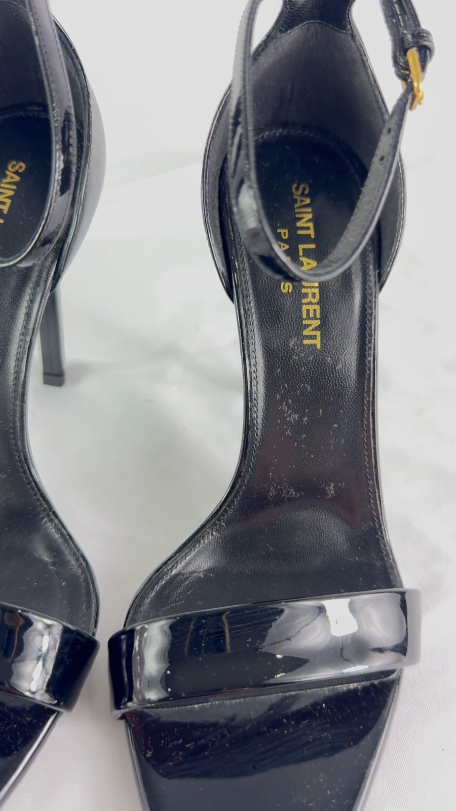 SAINT LAURENT The Amber décolleté in pelle verniciata nera 36 6 US