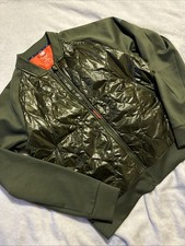 New Balance 50th NYC Marathon Men  s Medium Hybrid Running Jacket